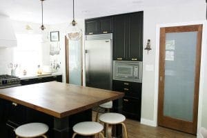 Chris Loves Julia: Pocket Doors