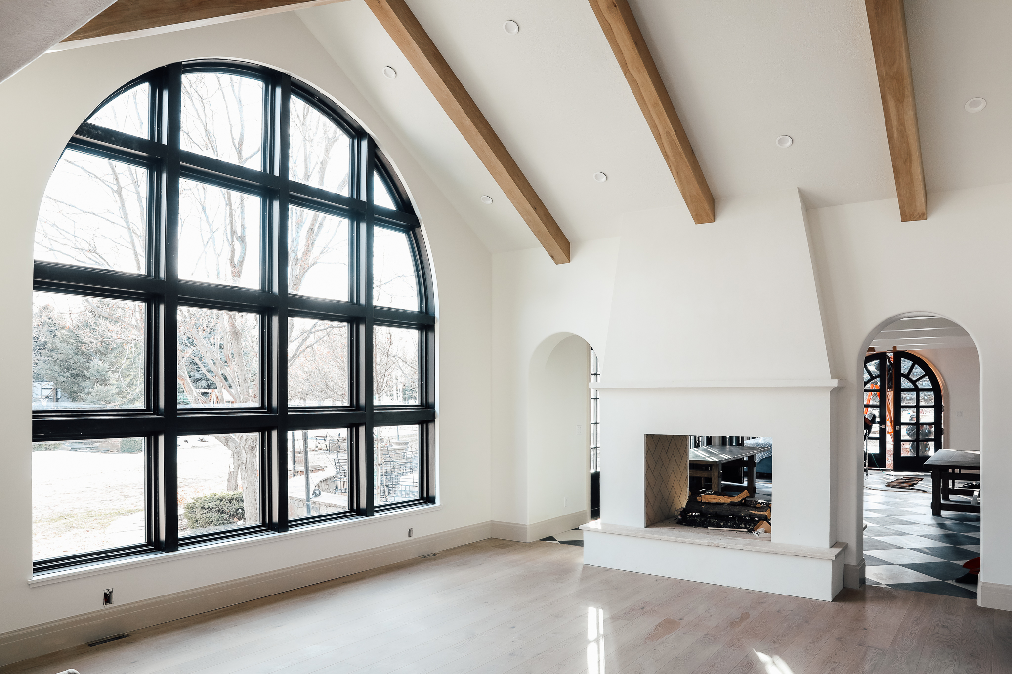 arch window in dining room