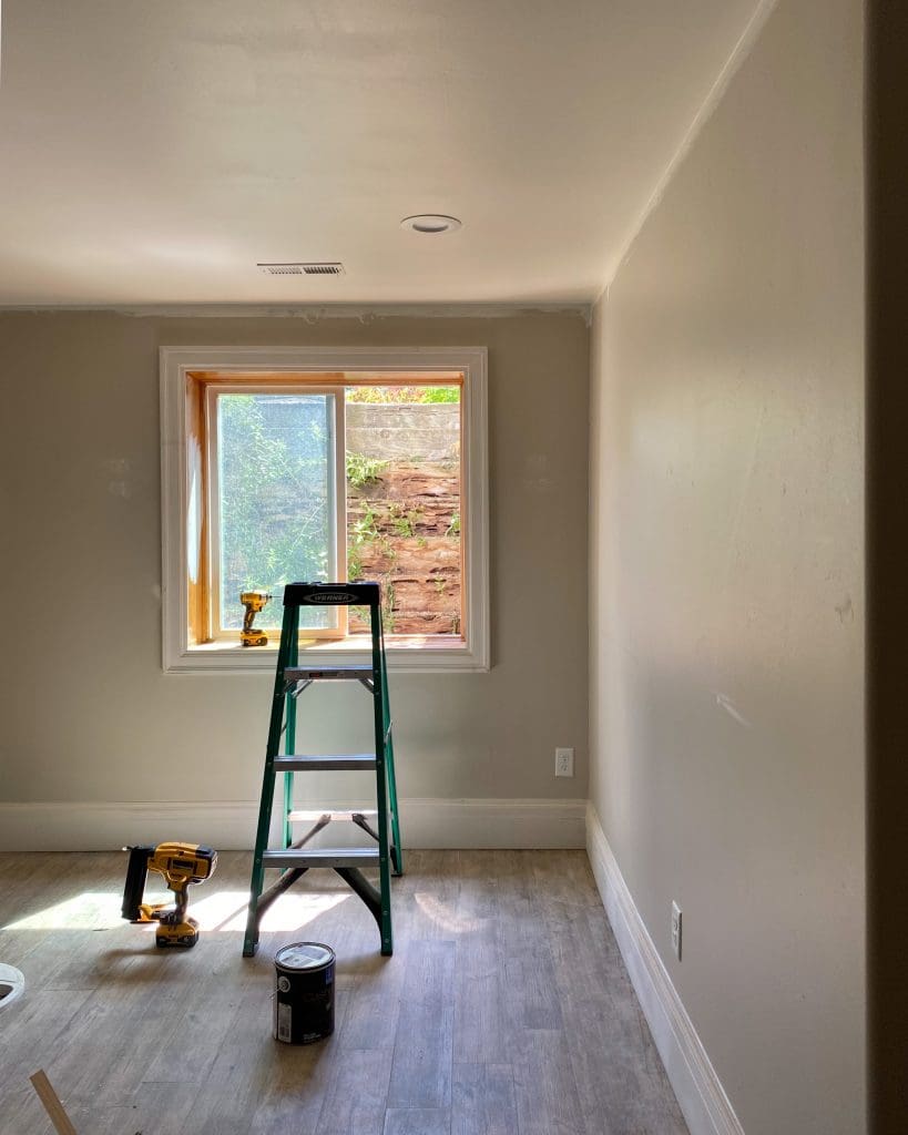 Painting the Guest Room Dark + My Paint Formula for Walls and Trim ...