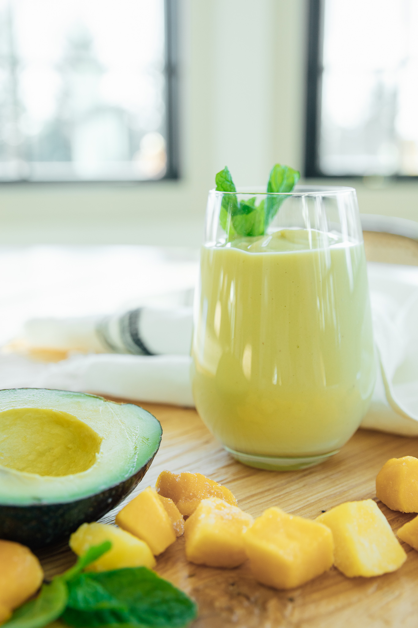 Mango, Avocado & Grapefruit Smoothie