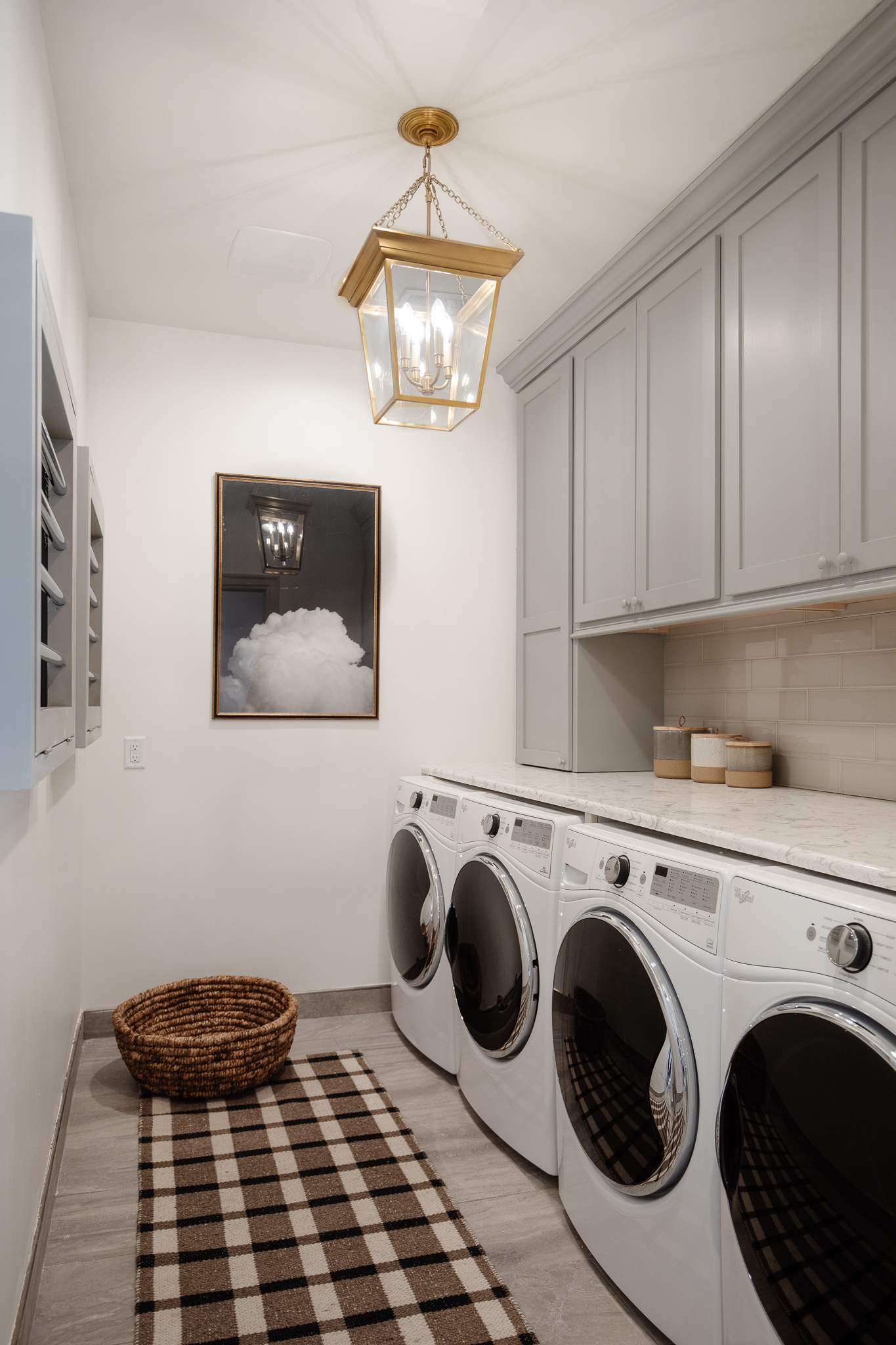 60+ Laundry Benches With Storage