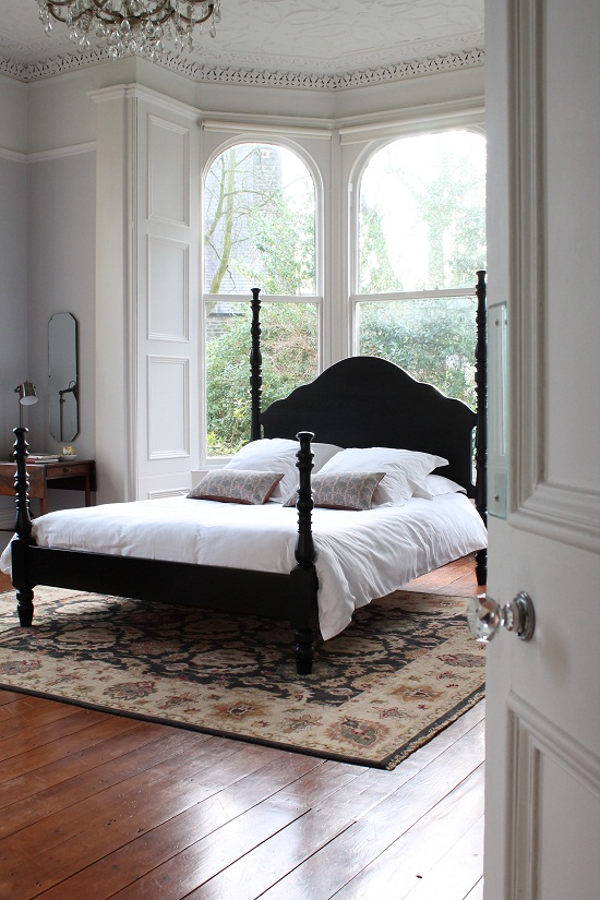 K&b Furniture Hi-Riser Metal Bed with Pop-Up in White