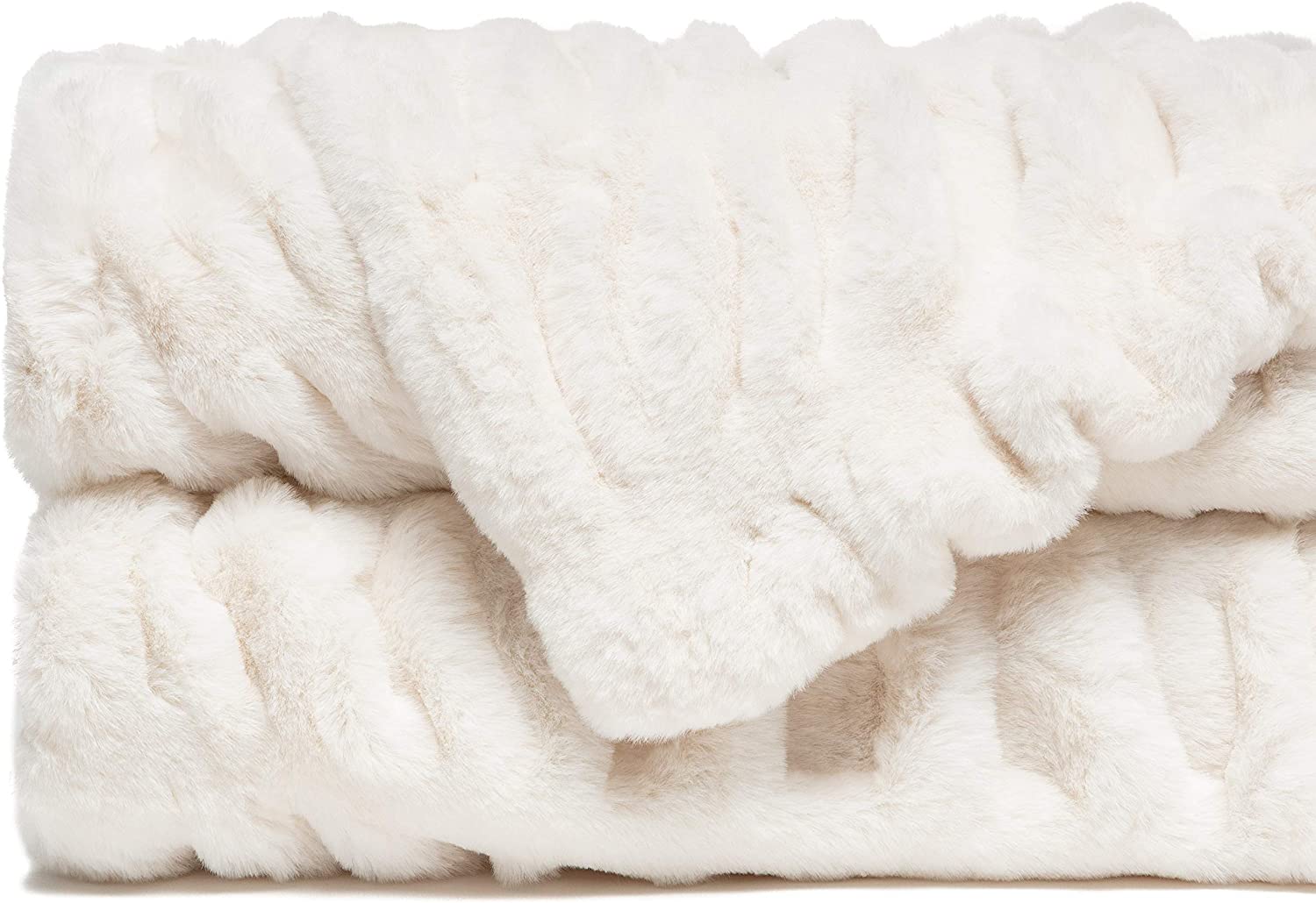 Testing 17 of The Softest Plush Blankets (Perfect for Snuggling)