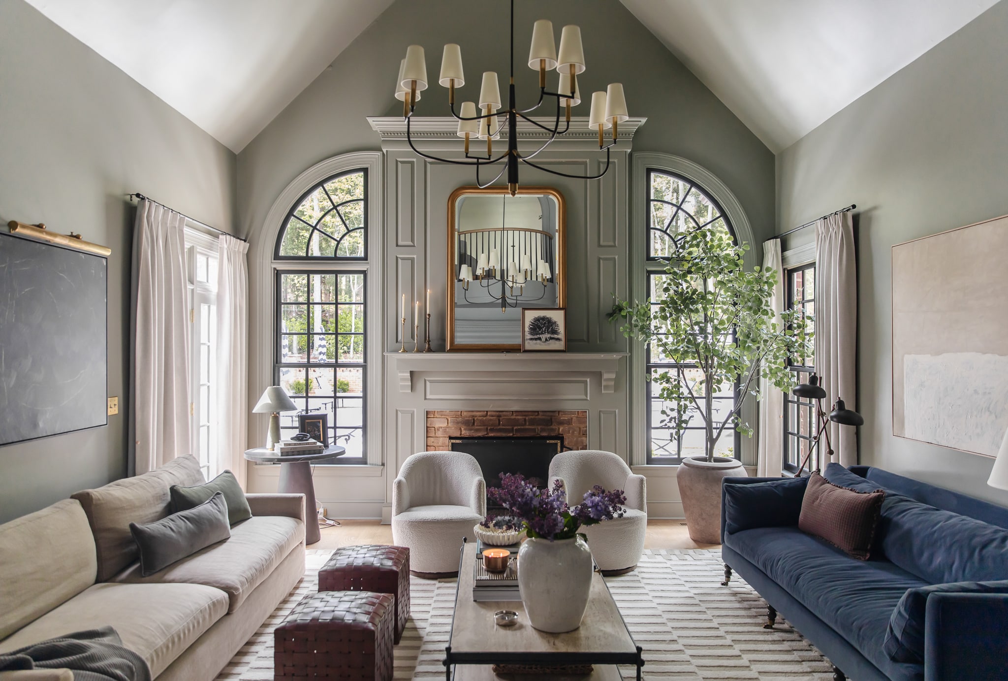 Chris Loves Julia | Modern Colonial Living Room