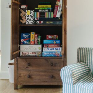 Armoire of board games