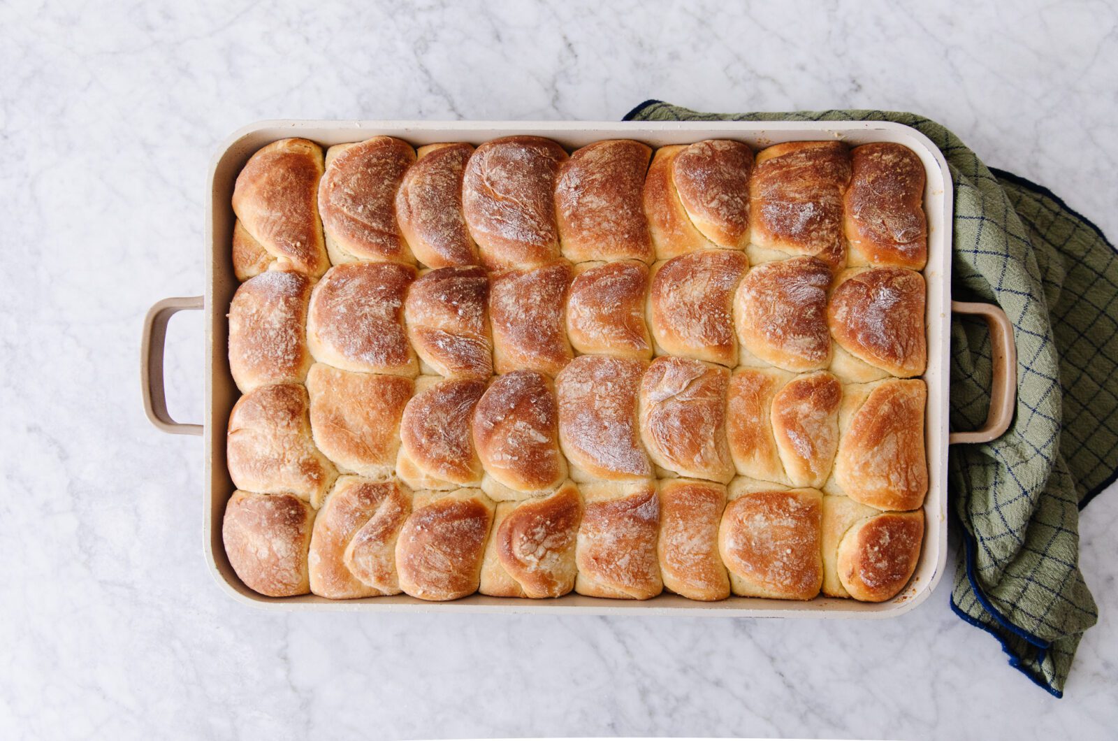 Mom's Light & Fluffy Homemade Dinner Rolls