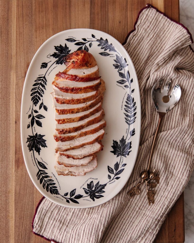 A pretty platter of sliced turkey breast