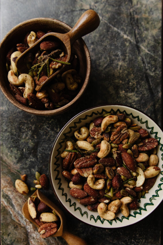 Holiday Roasted Mixed Nuts