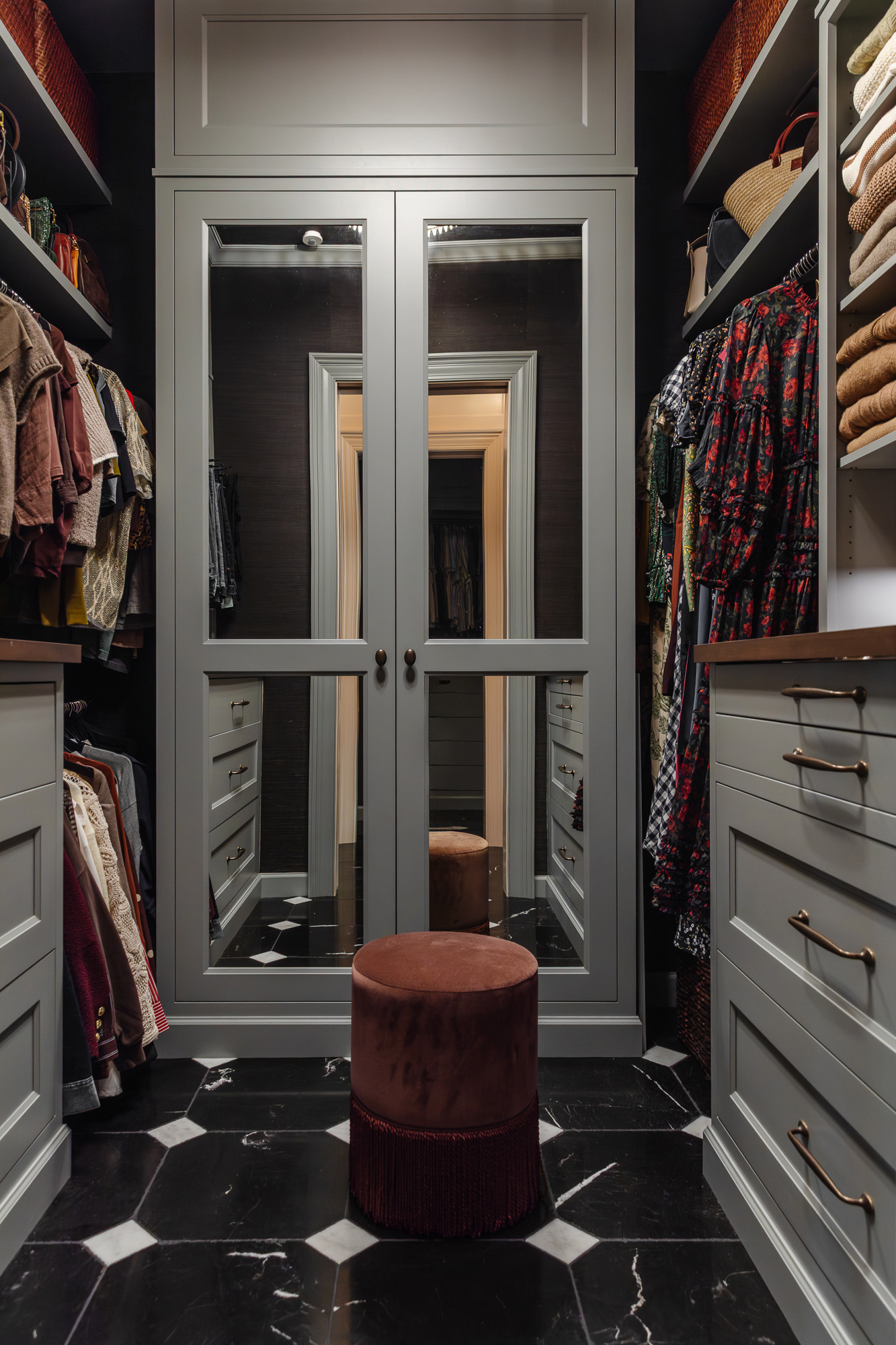 Chris Loves Julia Closet