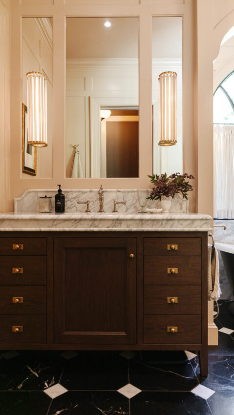 Bathroom vanity with stems